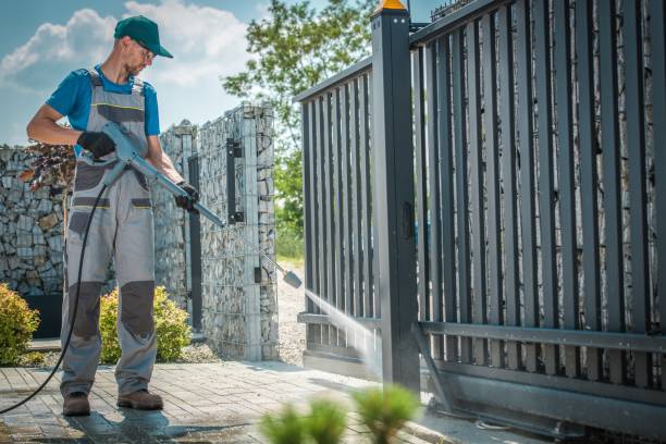 Best Sidewalk and Walkway Cleaning  in Marshalltown, IA